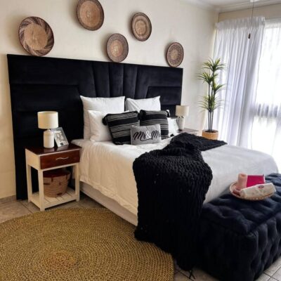 King - Headboard & Base  - Including Ottoman